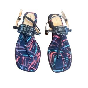 Marc by Marc Jacobs Black Patent T-Strap Sandals with Multicolor Printed Footbed